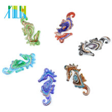 MC0009 Nouveau design Différentes formes Or Sable Multi-Couleur Hippocampes Pendentifs collier lampwork animal 12 pcs / boîte